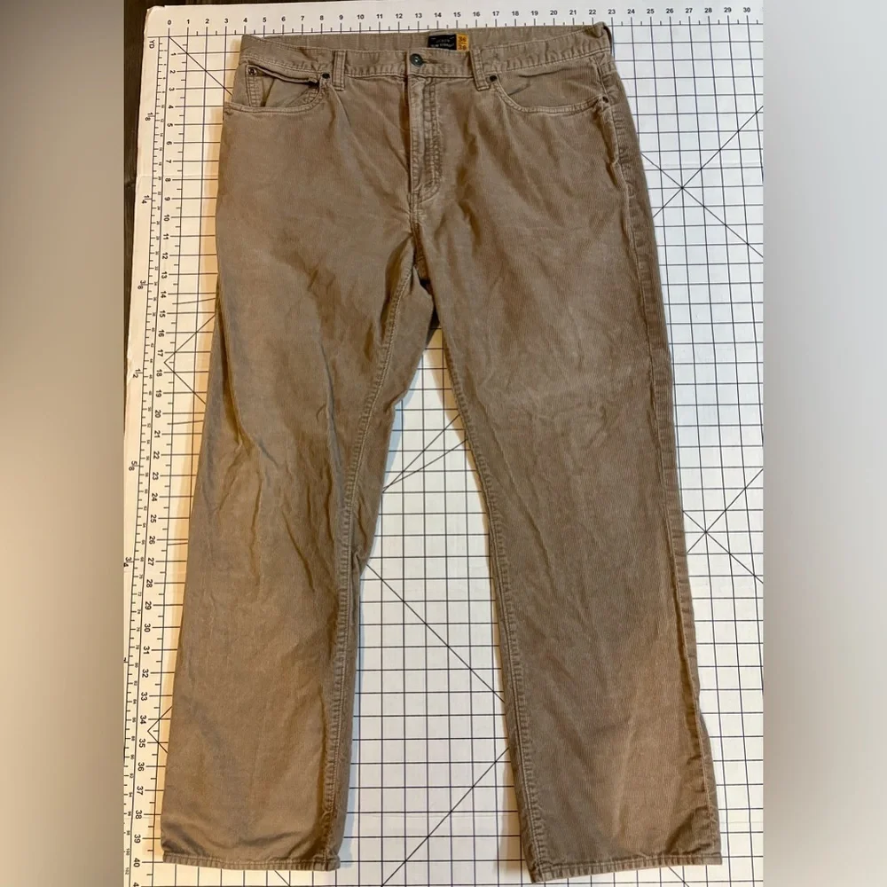 J. Crew Men’s Size 36/30 Tan Corduroy Slim Straight Fit Pants